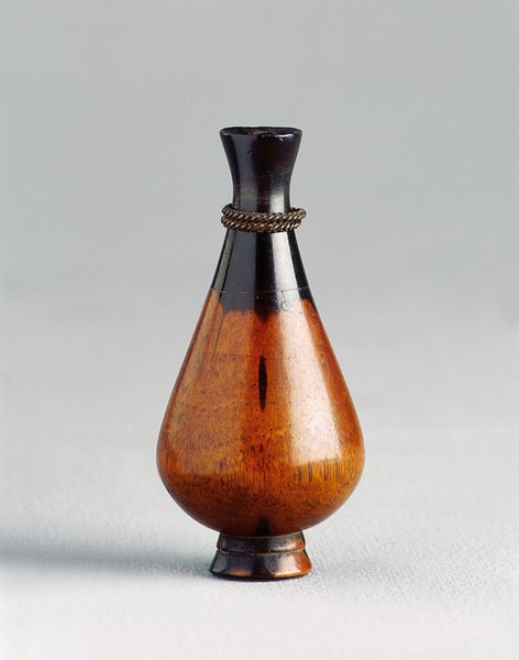 A South African North Nguni Snuff Container - A South African North Nguni Snuff  Container