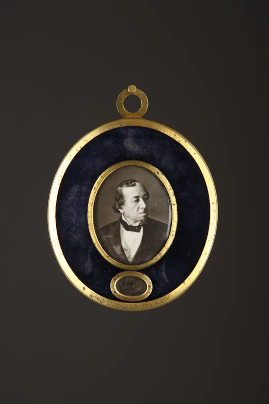 Main image